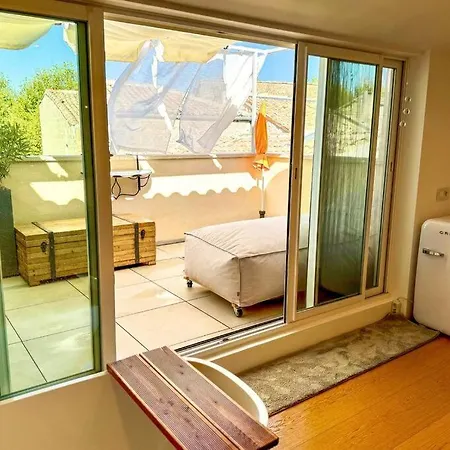Magnifique Appartement, Coeur D'uzes, Clim *