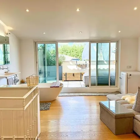 Magnifique Appartement, Coeur D'uzes, Clim * Uzès