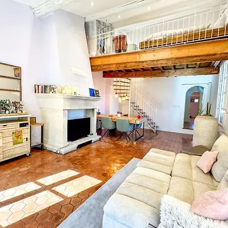 Magnifique Appartement, Coeur D'uzes, Clim * Uzes